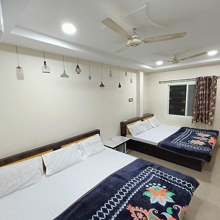 Hotel Shipra Inn اوجاين المظهر الخارجي الصورة