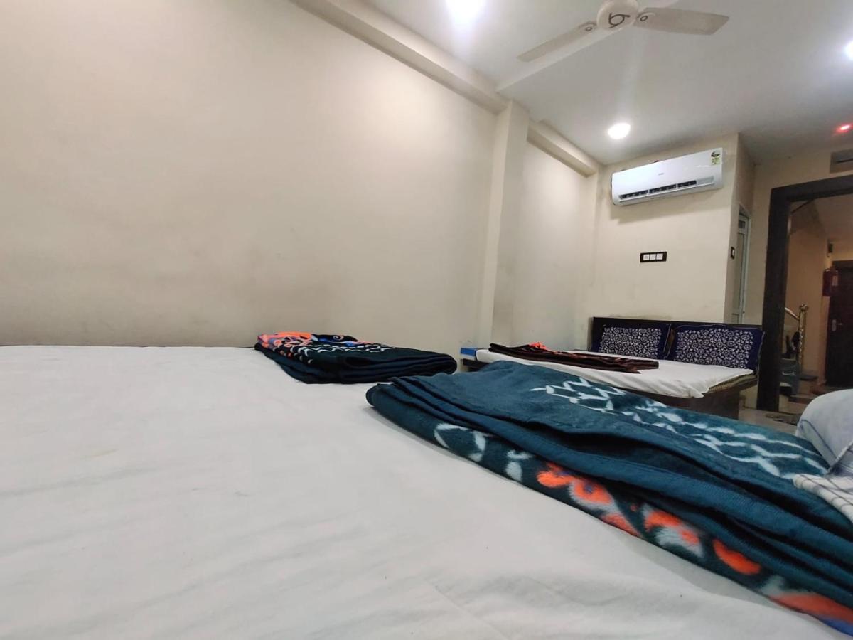 Hotel Shipra Inn اوجاين المظهر الخارجي الصورة